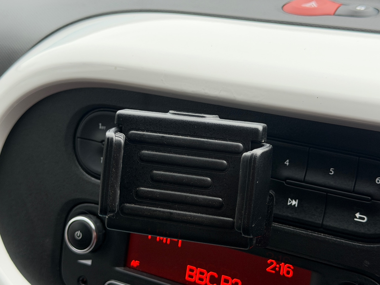 Used Renault Twingo 2016 for sale - 77536118: Photo 29