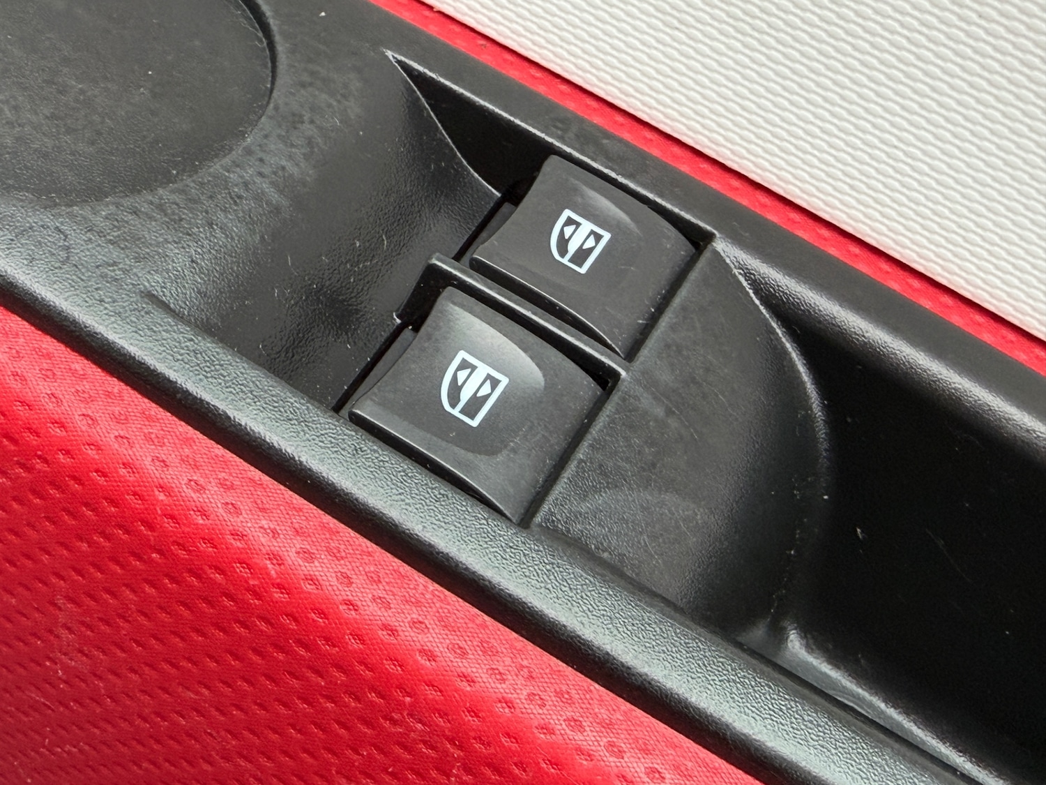 Used Renault Twingo 2016 for sale - 77536118: Photo 37