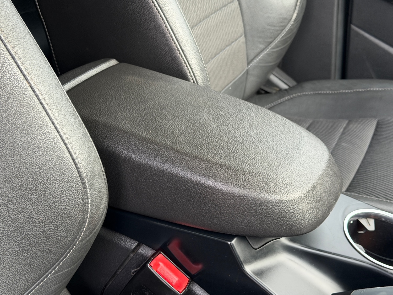 Used Ford Kuga 2013 for sale - 77069731: Photo 42