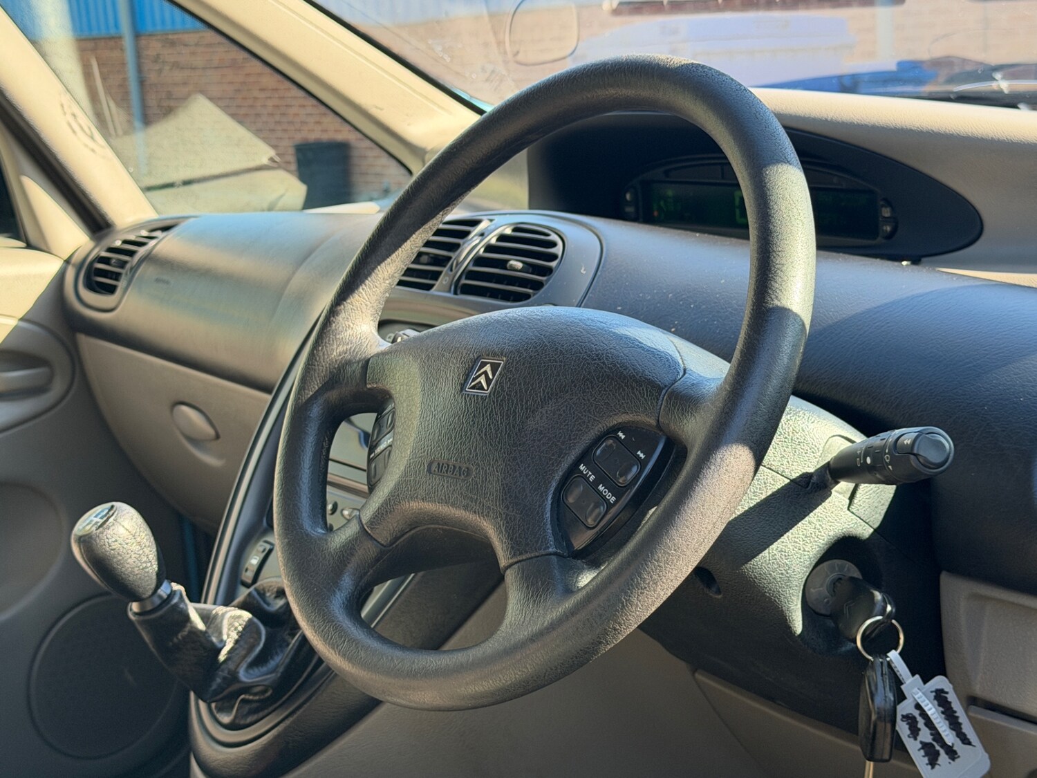 Used Citroen Xsara Picasso 2001 for sale - 78109670: Photo 25