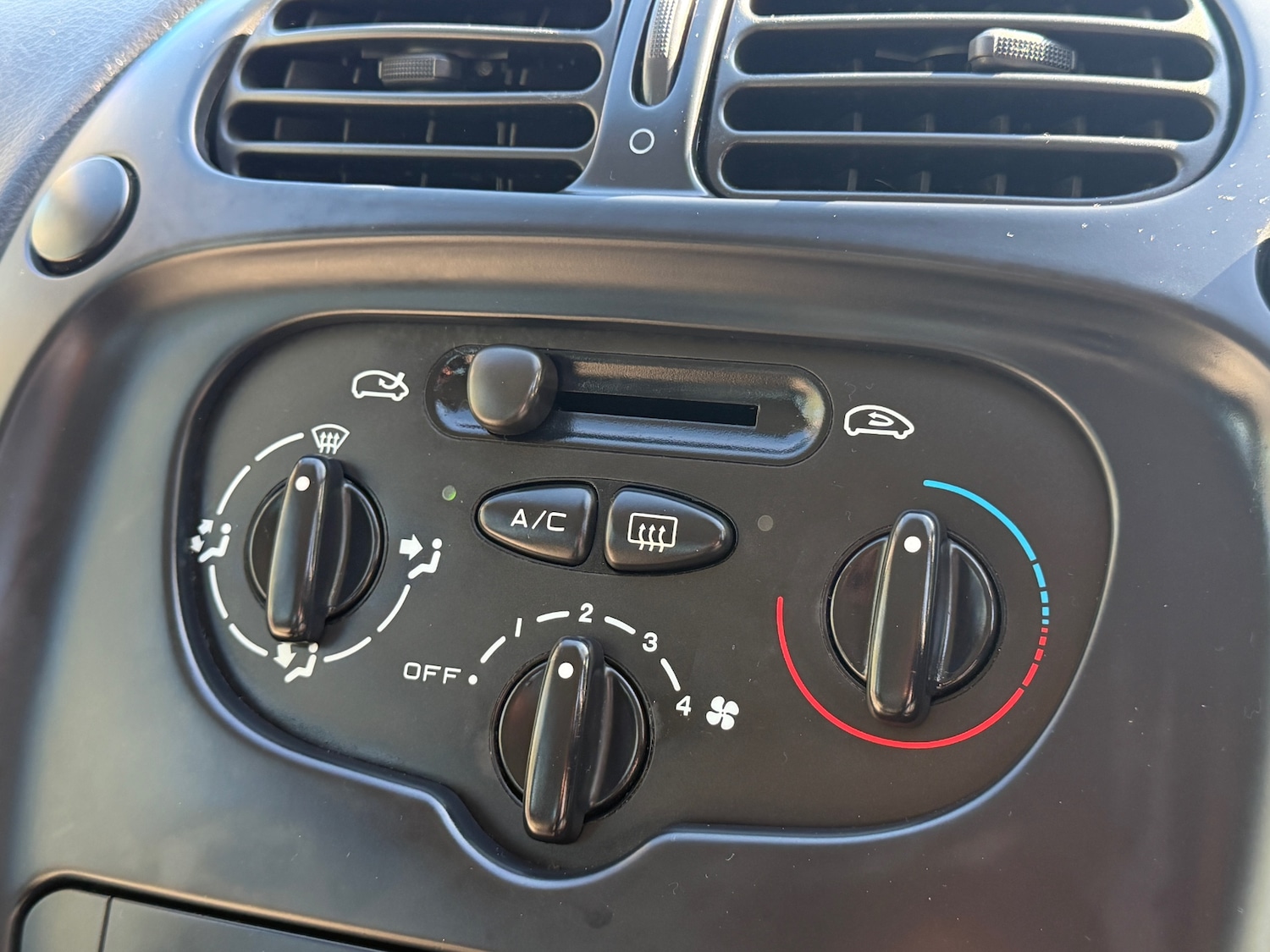 Used Citroen Xsara Picasso 2001 for sale - 78109670: Photo 28