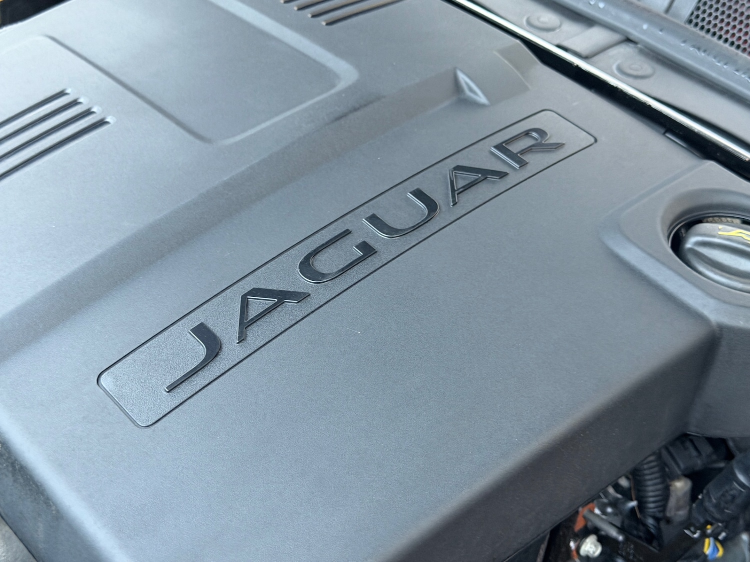 Used Jaguar XF 2015 for sale - 76894488: Photo 25