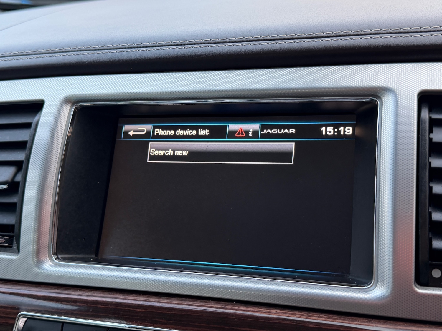 Used Jaguar XF 2015 for sale - 76894488: Photo 31