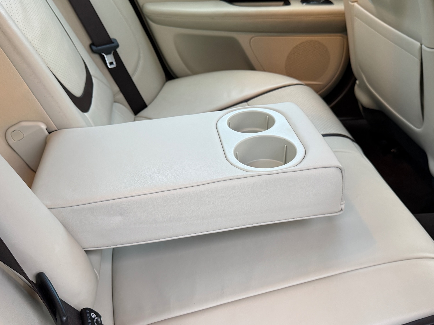 Used Jaguar XF 2015 for sale - 76894488: Photo 49