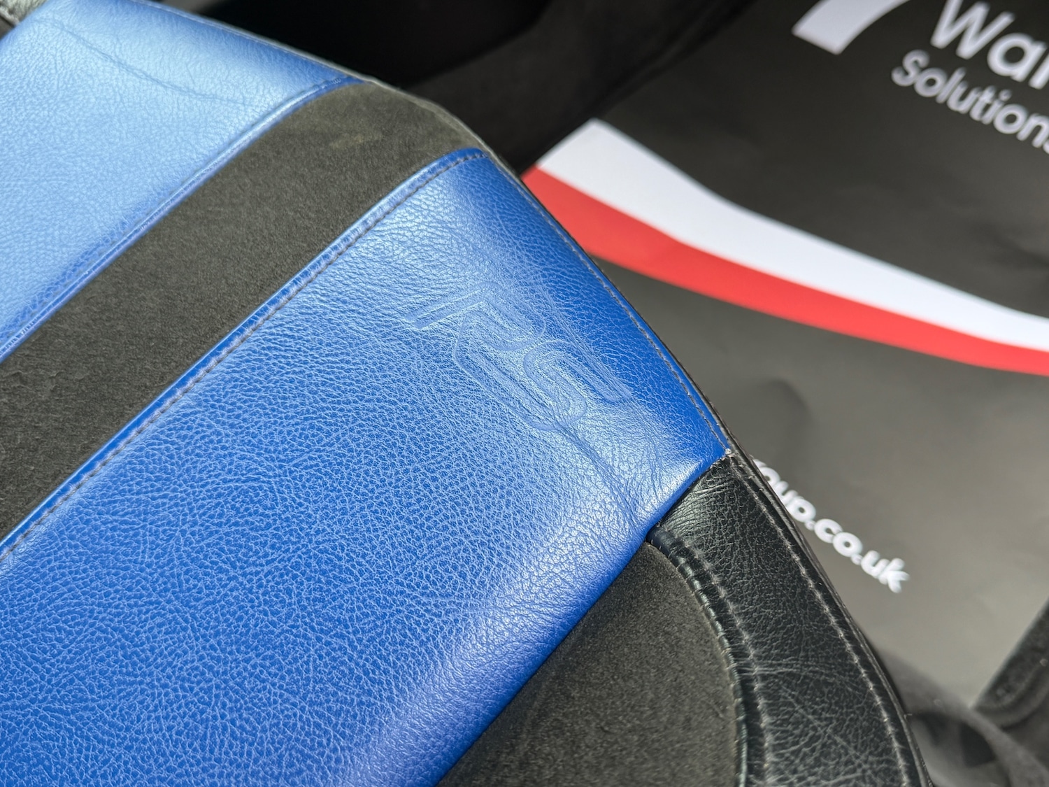 Used Ford Focus 2003 for sale - 77790228: Photo 40