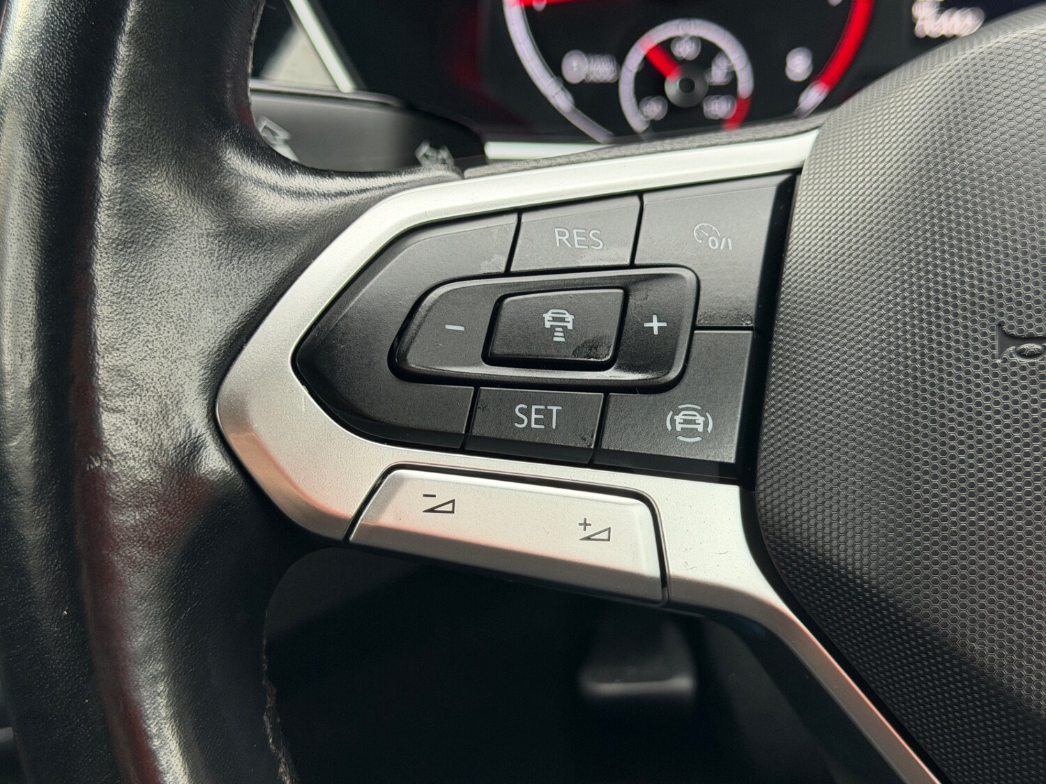 Used Volkswagen T-Cross 2020 for sale - 76684427: Photo 36