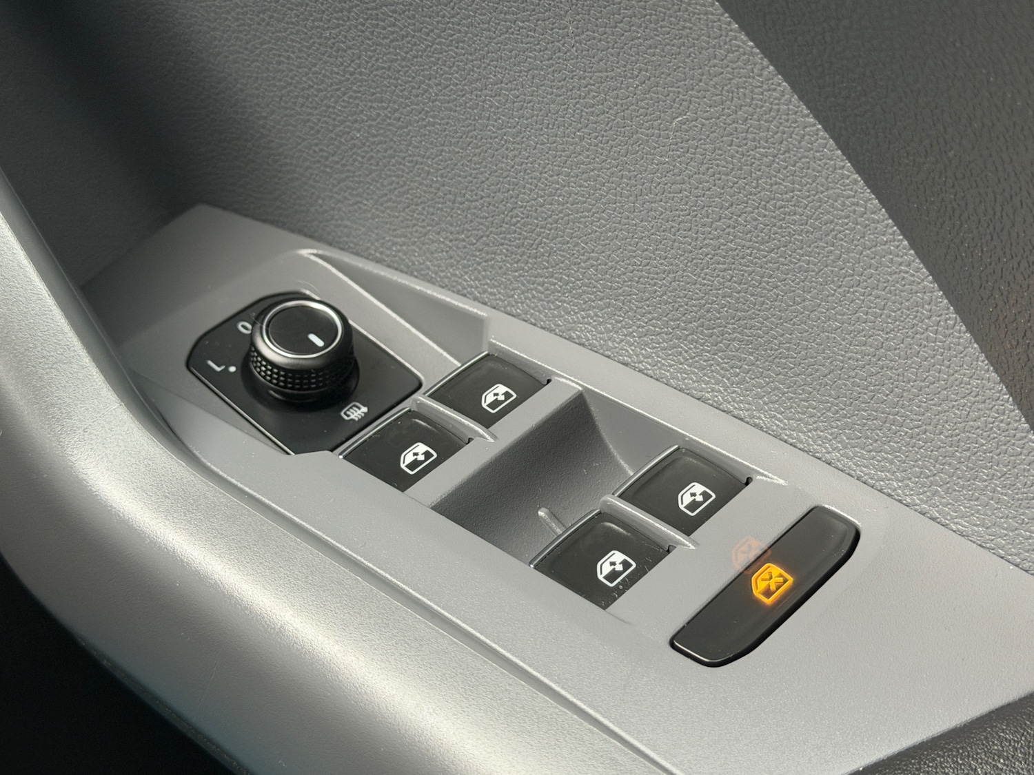 Used Volkswagen T-Cross 2020 for sale - 76684427: Photo 40