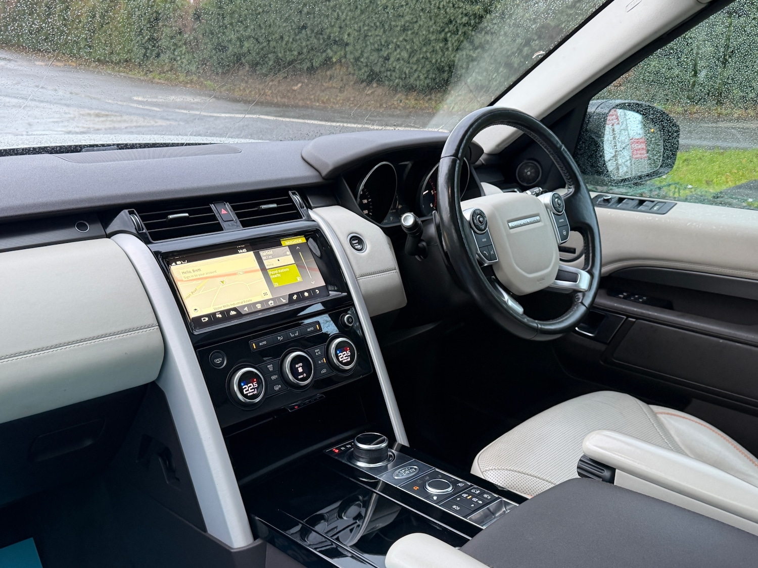 Used Land Rover Discovery 2017 for sale - 76897293: Photo 31