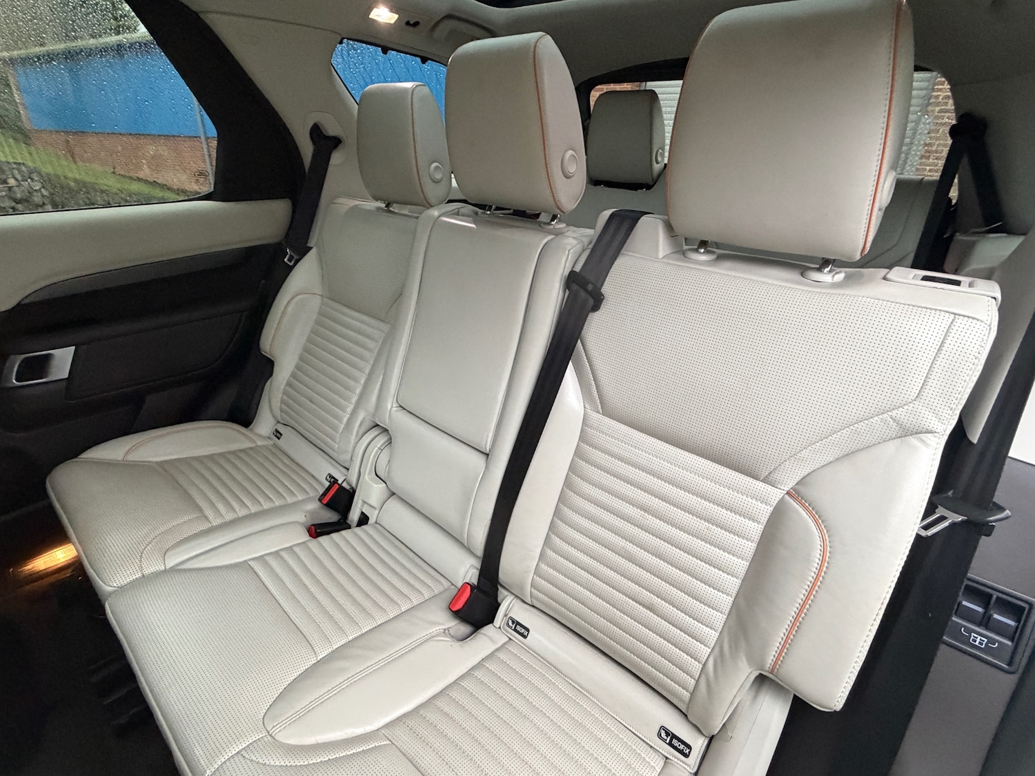 Used Land Rover Discovery 2017 for sale - 76897293: Photo 9