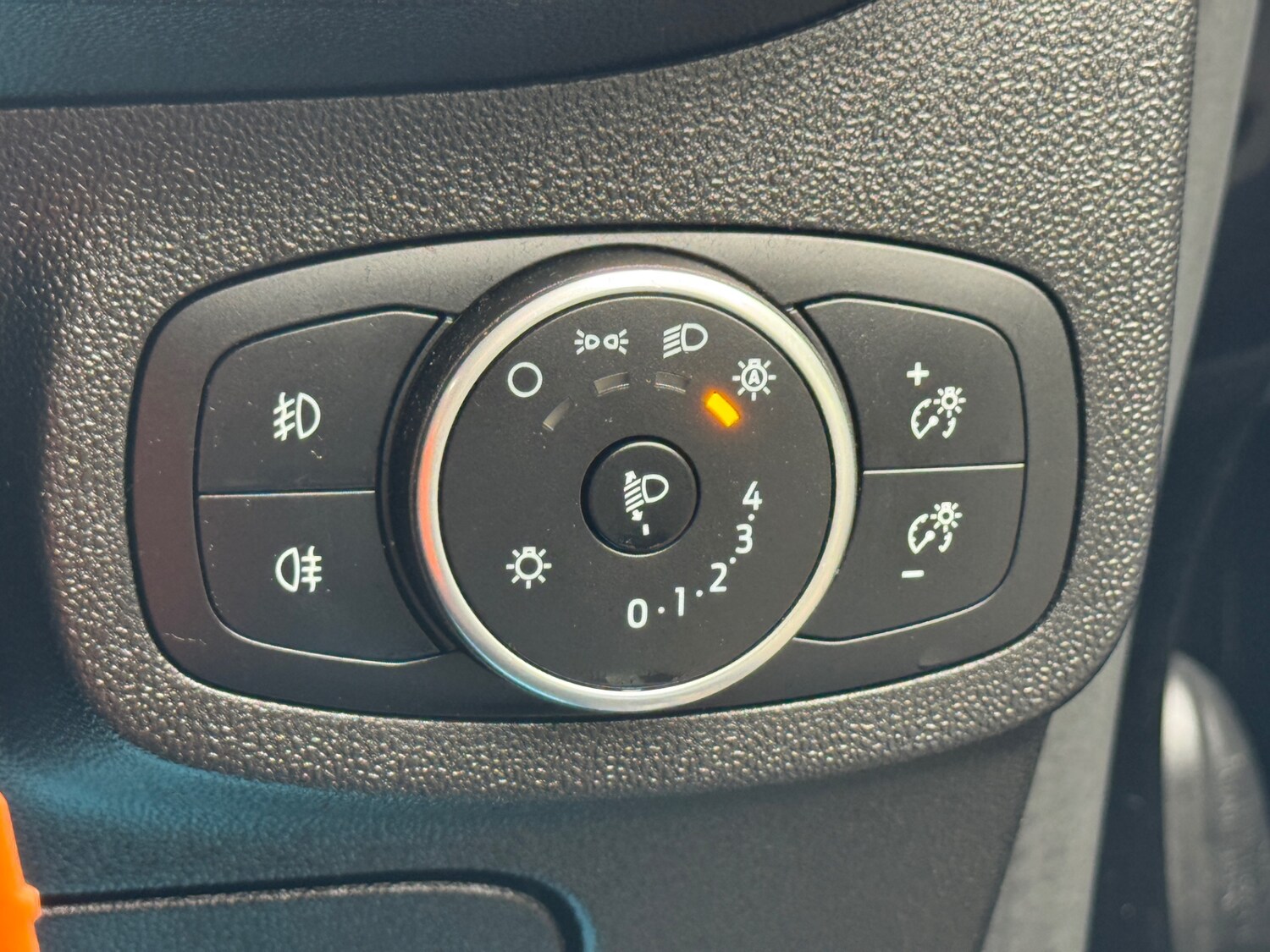 Used Ford Fiesta 2017 for sale - 76221663: Photo 40