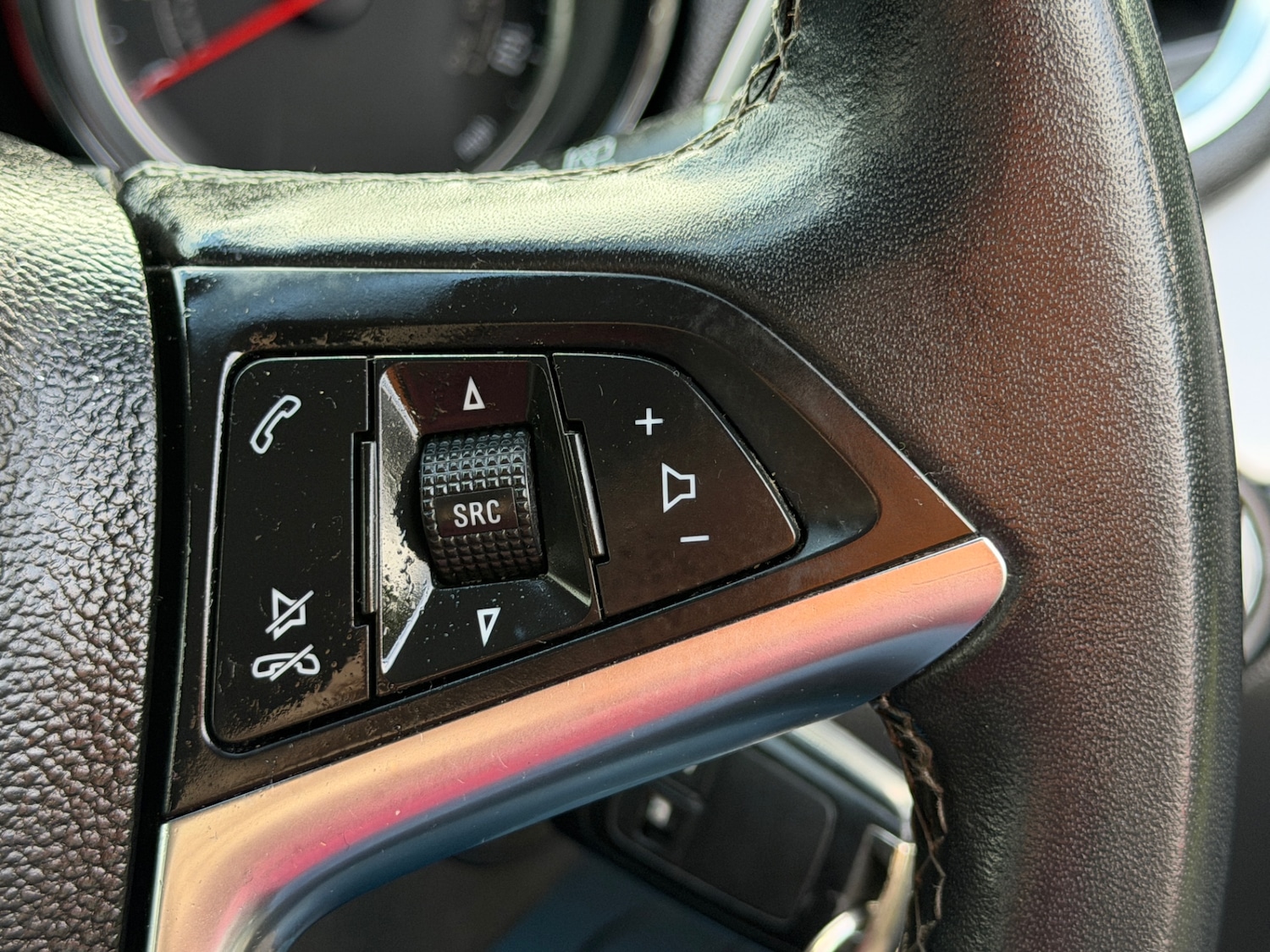 Used Vauxhall Mokka 2015 for sale - 77434948: Photo 36