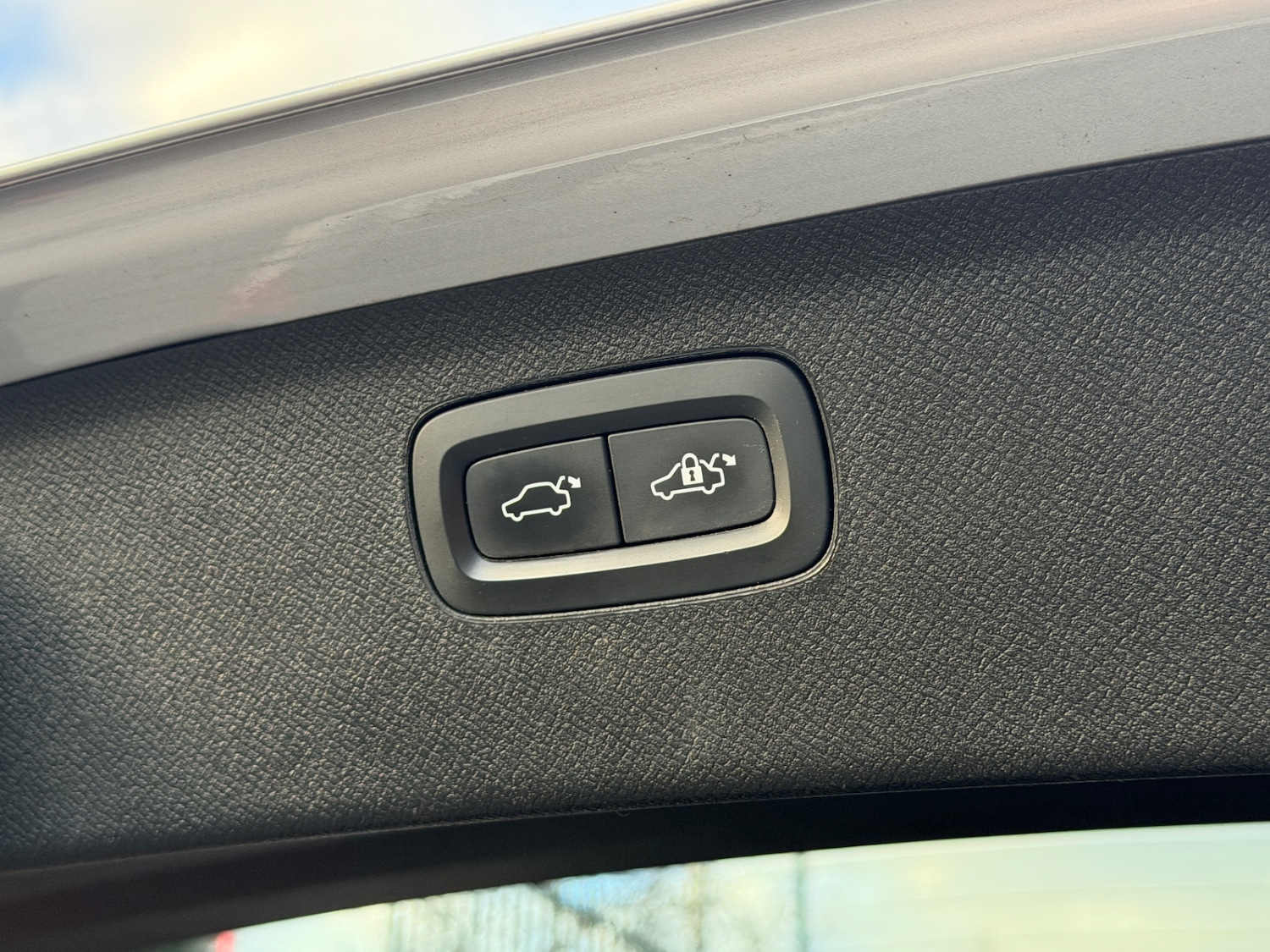 Used Volvo XC90 2016 for sale - 77846078: Photo 28