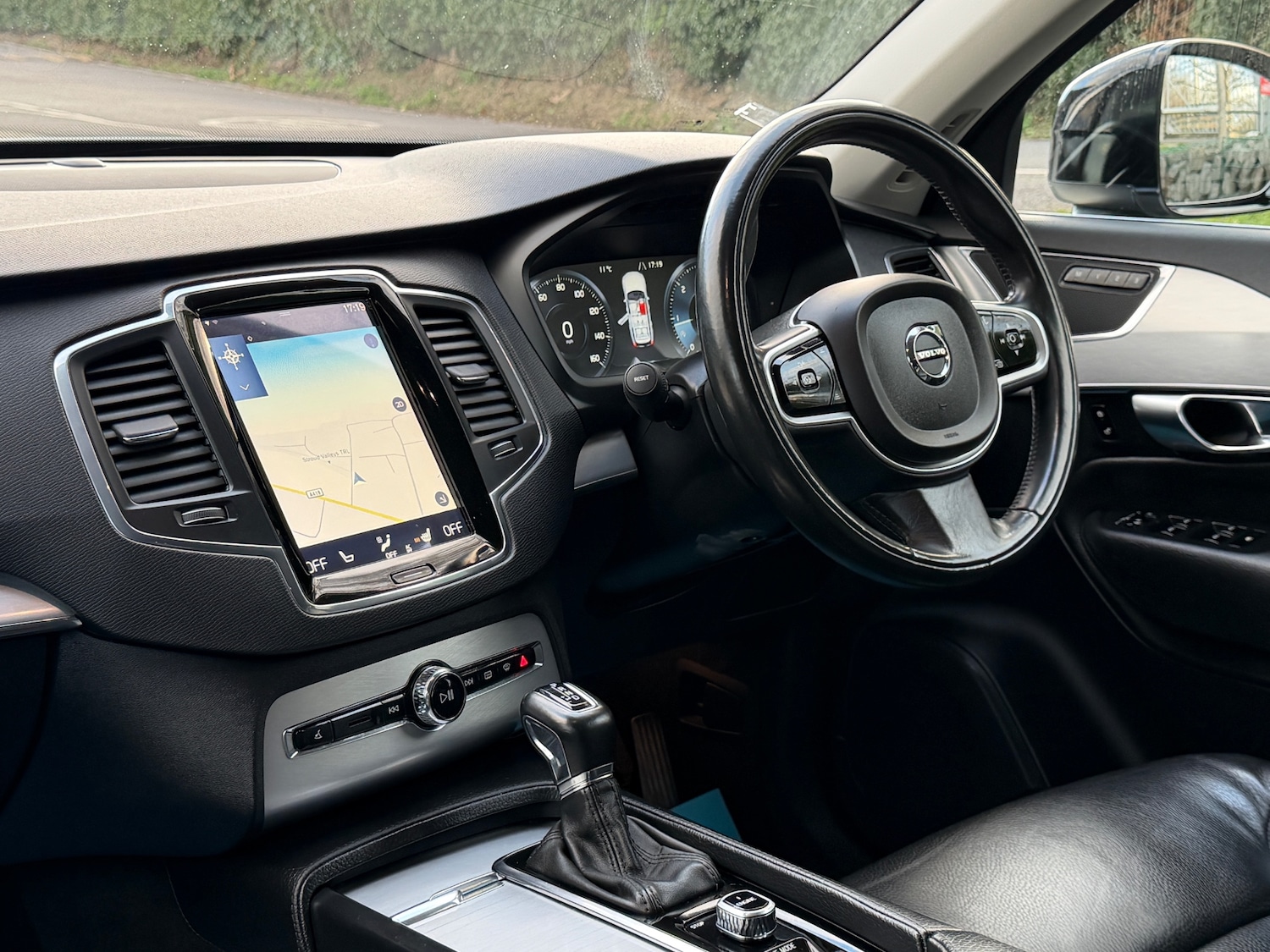 Used Volvo XC90 2016 for sale - 77846078: Photo 30