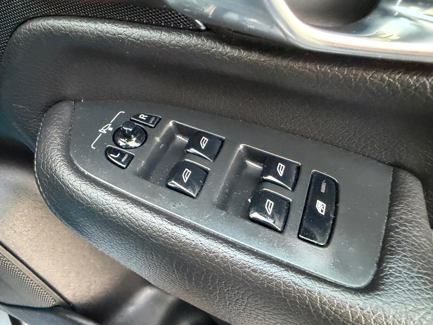 Used Volvo XC90 2016 for sale - 77846078: Photo 44