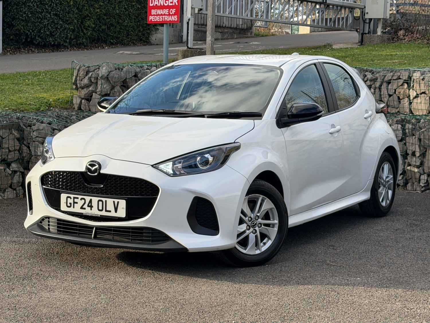 Used Mazda Mazda2 HYBRID 2024 for sale - 77845453: Photo 11