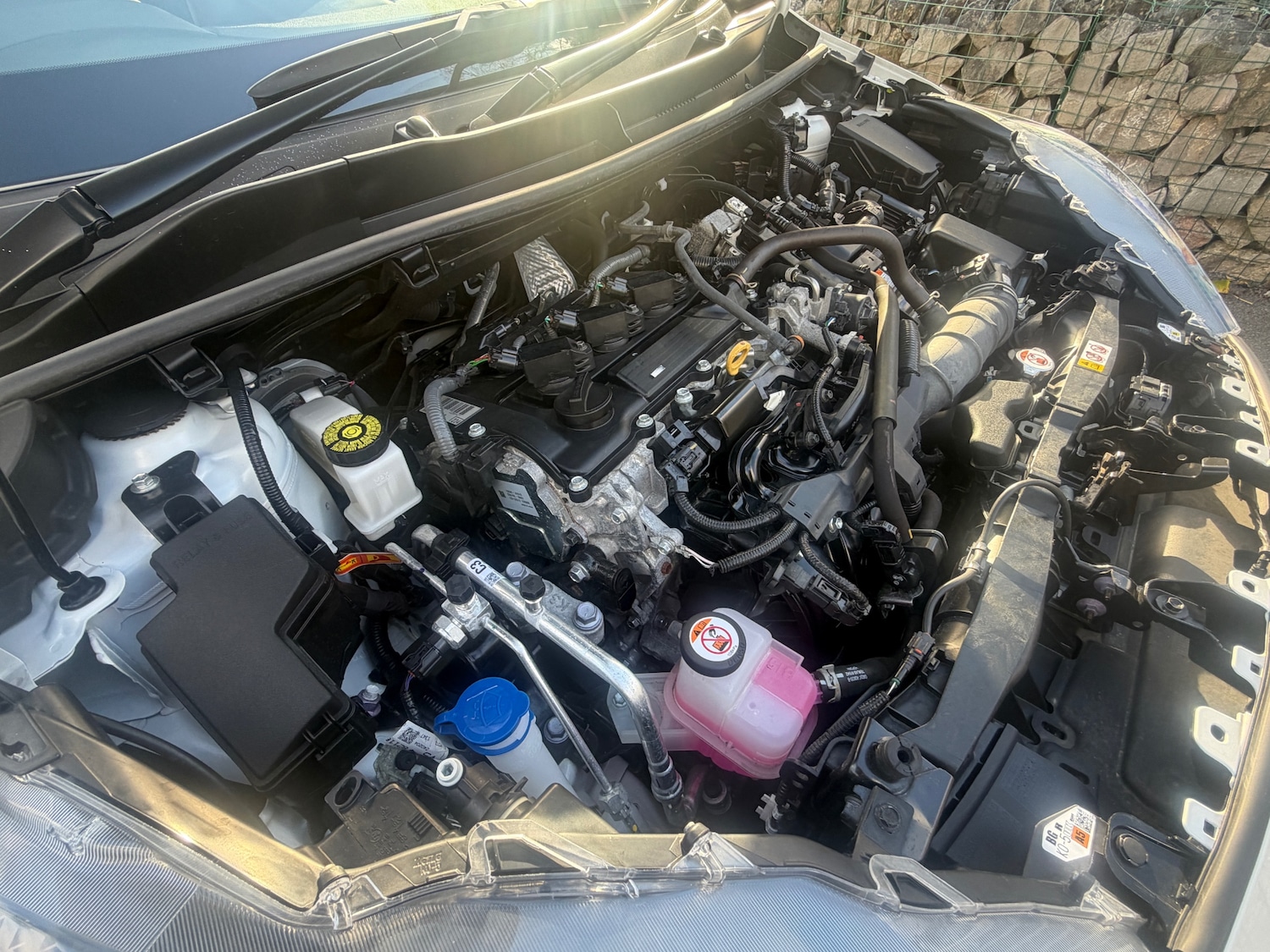 Used Mazda Mazda2 HYBRID 2024 for sale - 77845453: Photo 15