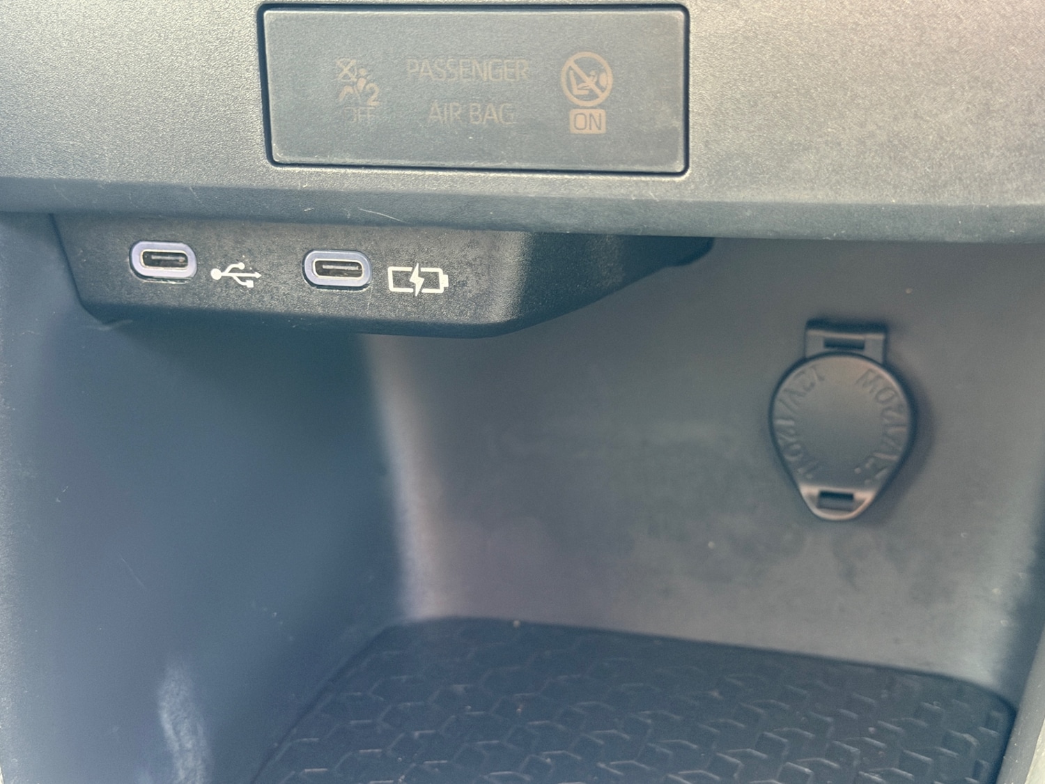 Used Mazda Mazda2 HYBRID 2024 for sale - 77845453: Photo 32