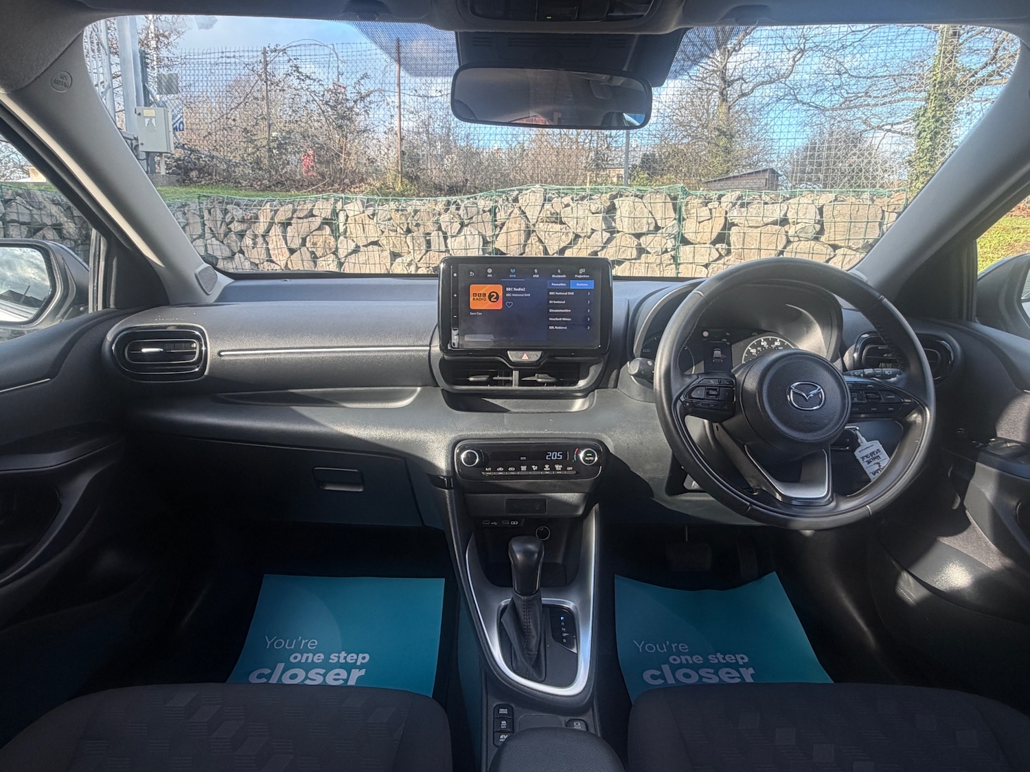 Used Mazda Mazda2 HYBRID 2024 for sale - 77845453: Photo 4