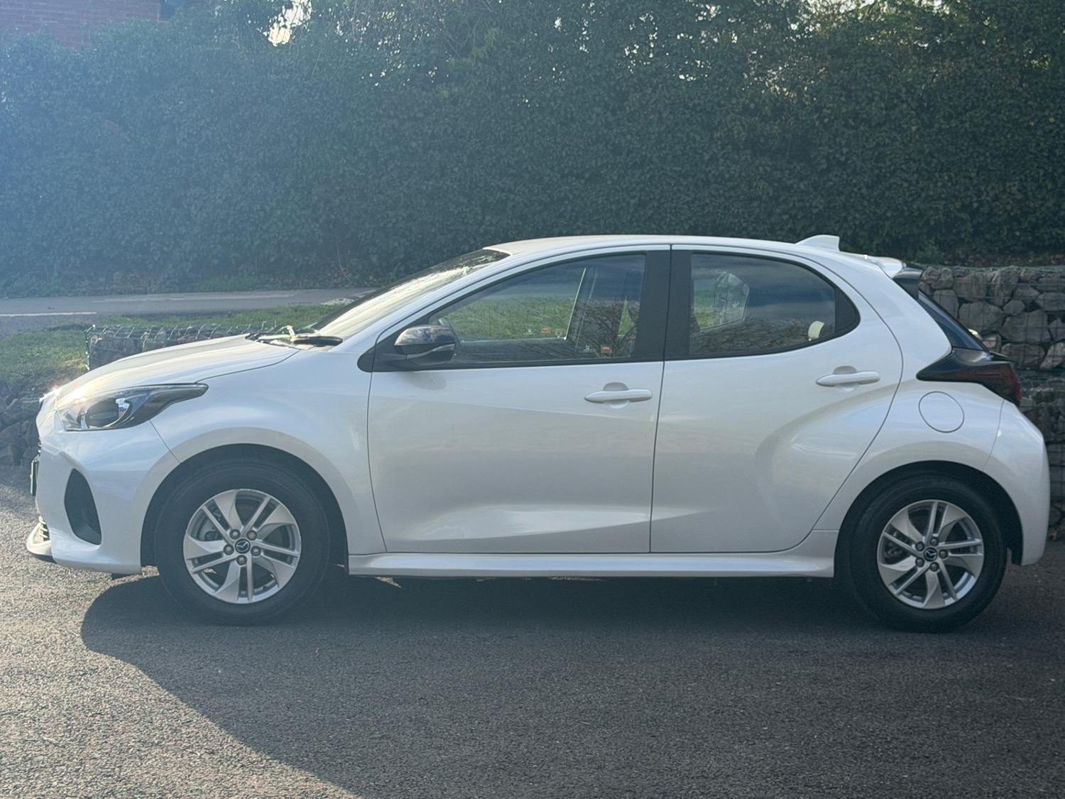 Used Mazda Mazda2 HYBRID 2024 for sale - 77845453: Photo 5