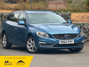 Used Volvo V60 2013 for sale - 79559437: Photo