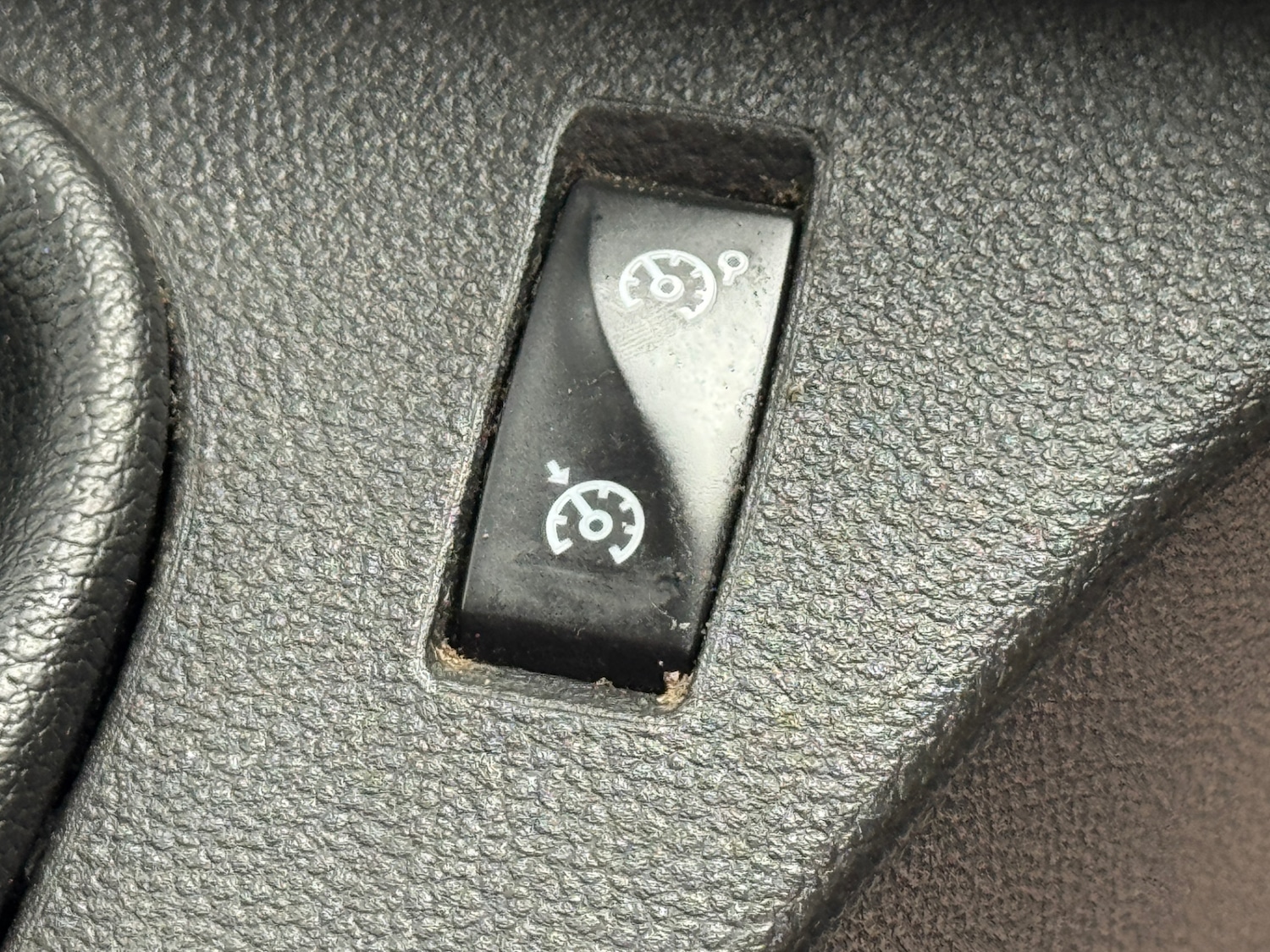 Vehicle 33