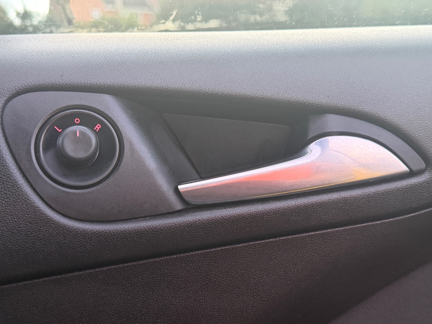 Used Vauxhall ADAM 2014 for sale - 76918231: Photo 38