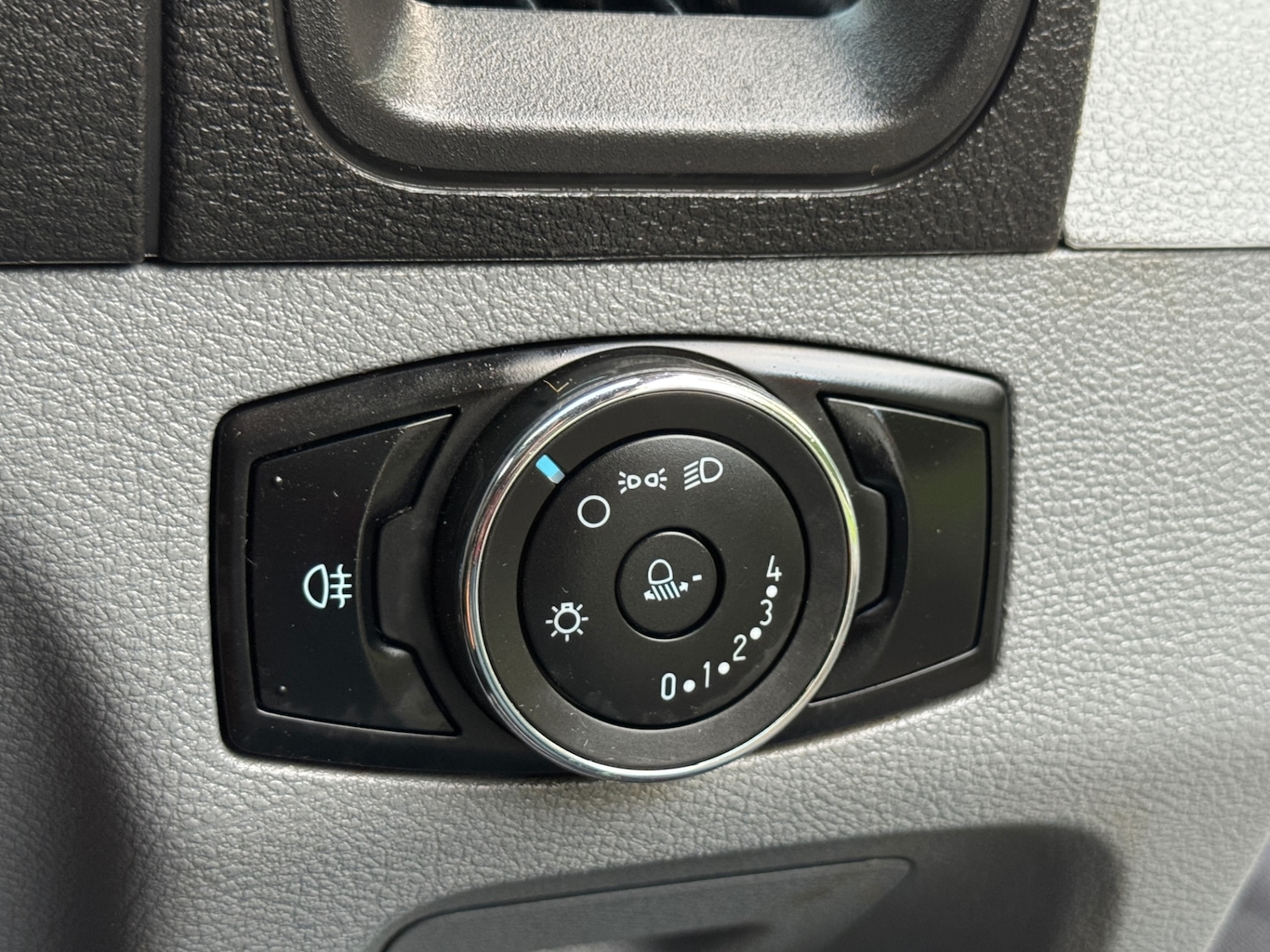 Used Ford Transit 2015 for sale - 76220721: Photo 33