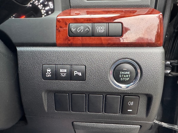 Used Toyota Vellfire 2023 for sale - 76222934: Photo 35