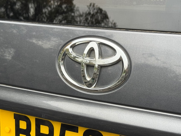 Used Toyota Vellfire 2023 for sale - 76222934: Photo 51