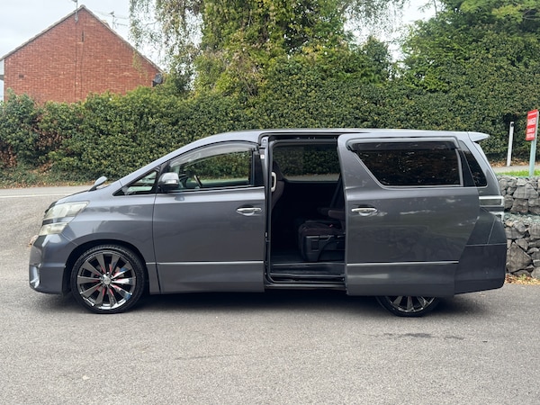 Used Toyota Vellfire 2023 for sale - 76222934: Photo 6
