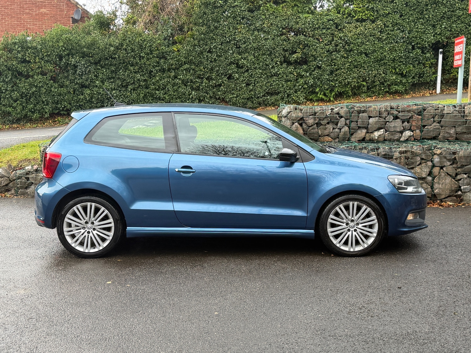 Used Volkswagen Polo 2015 for sale - 76821484: Photo 14