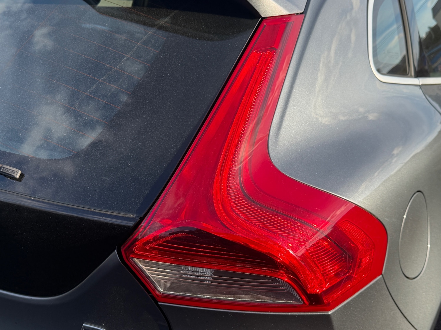 Used Volvo V40 2015 for sale - 78031107: Photo 45