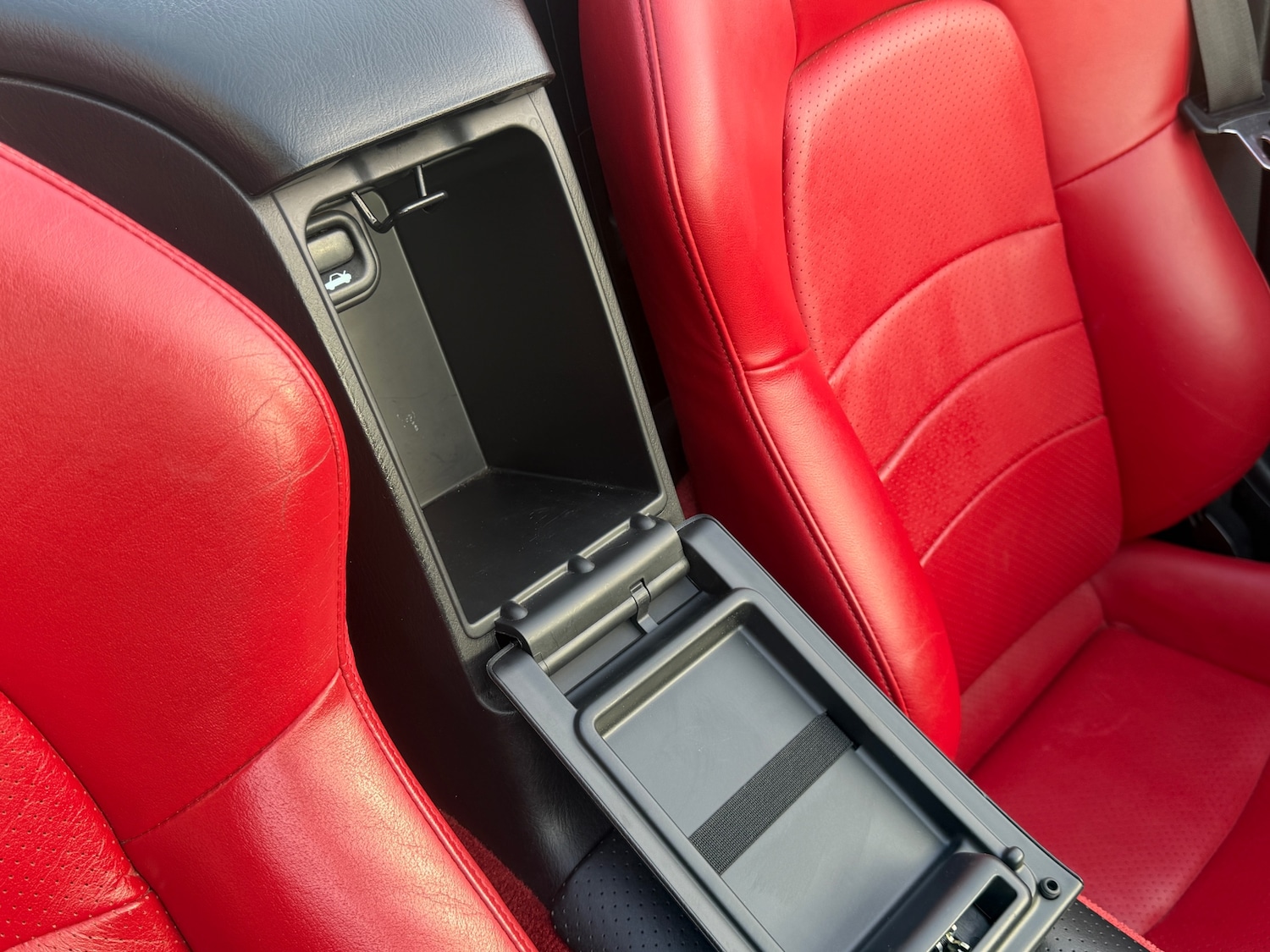 Used Honda S2000 2001 for sale - 77379500: Photo 38