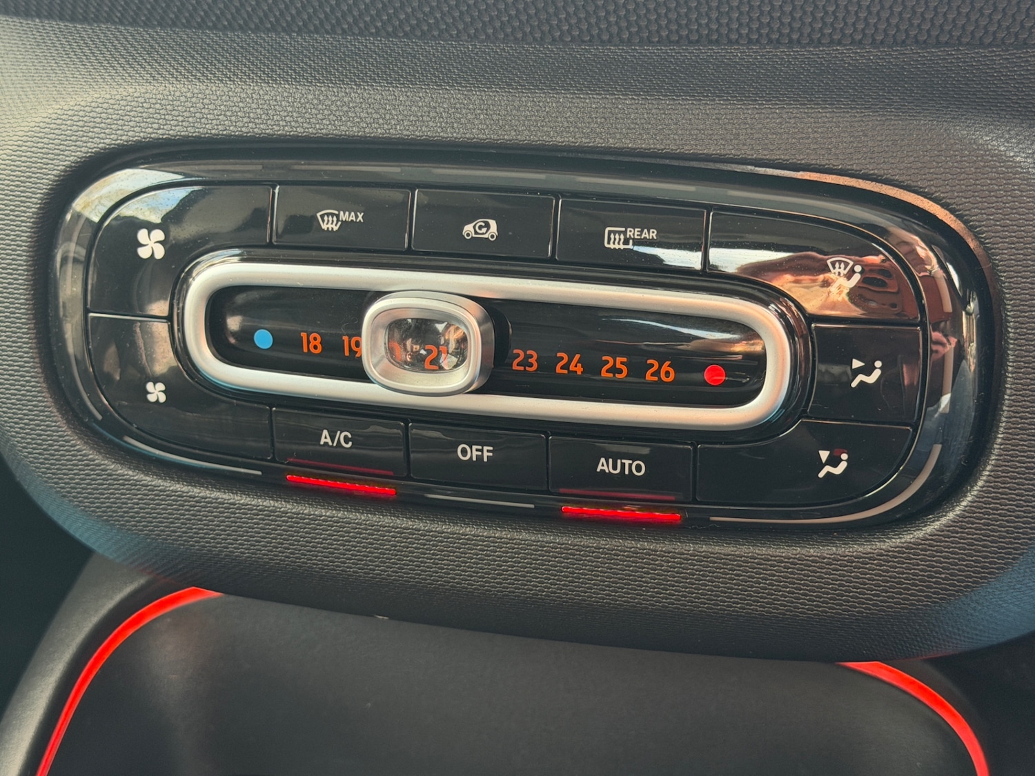 Used smart fortwo 2022 for sale - 78011603: Photo 34