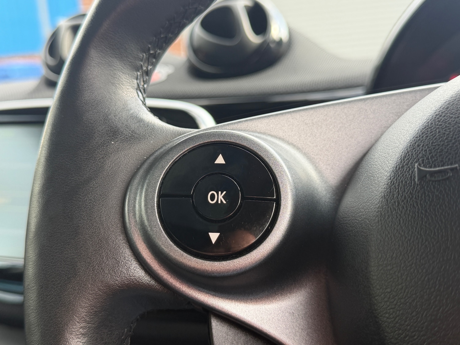 Used smart fortwo 2022 for sale - 78011603: Photo 38