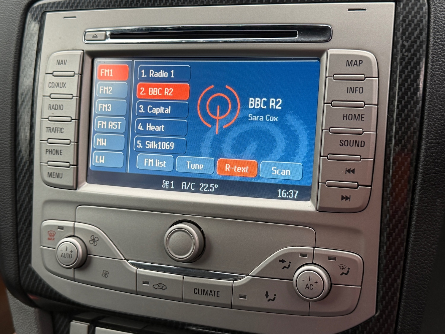 Used Ford Focus 2010 for sale - 77789671: Photo 30