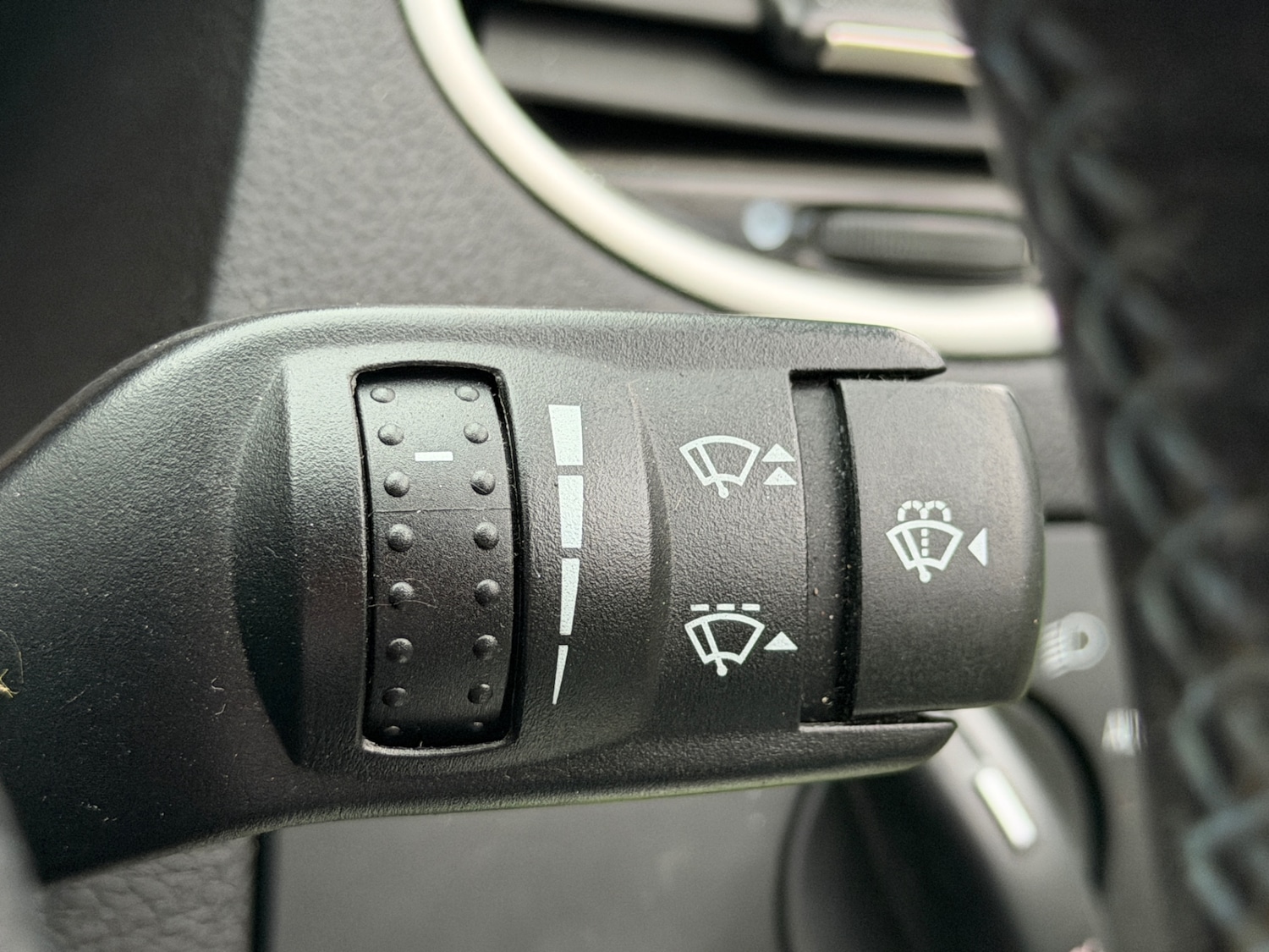 Used Ford Focus 2010 for sale - 77789671: Photo 35