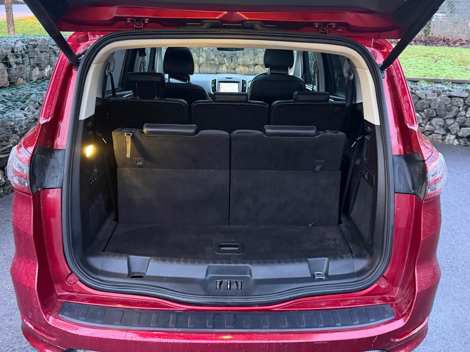 Used Ford S-Max 2017 for sale - 77462921: Photo 17