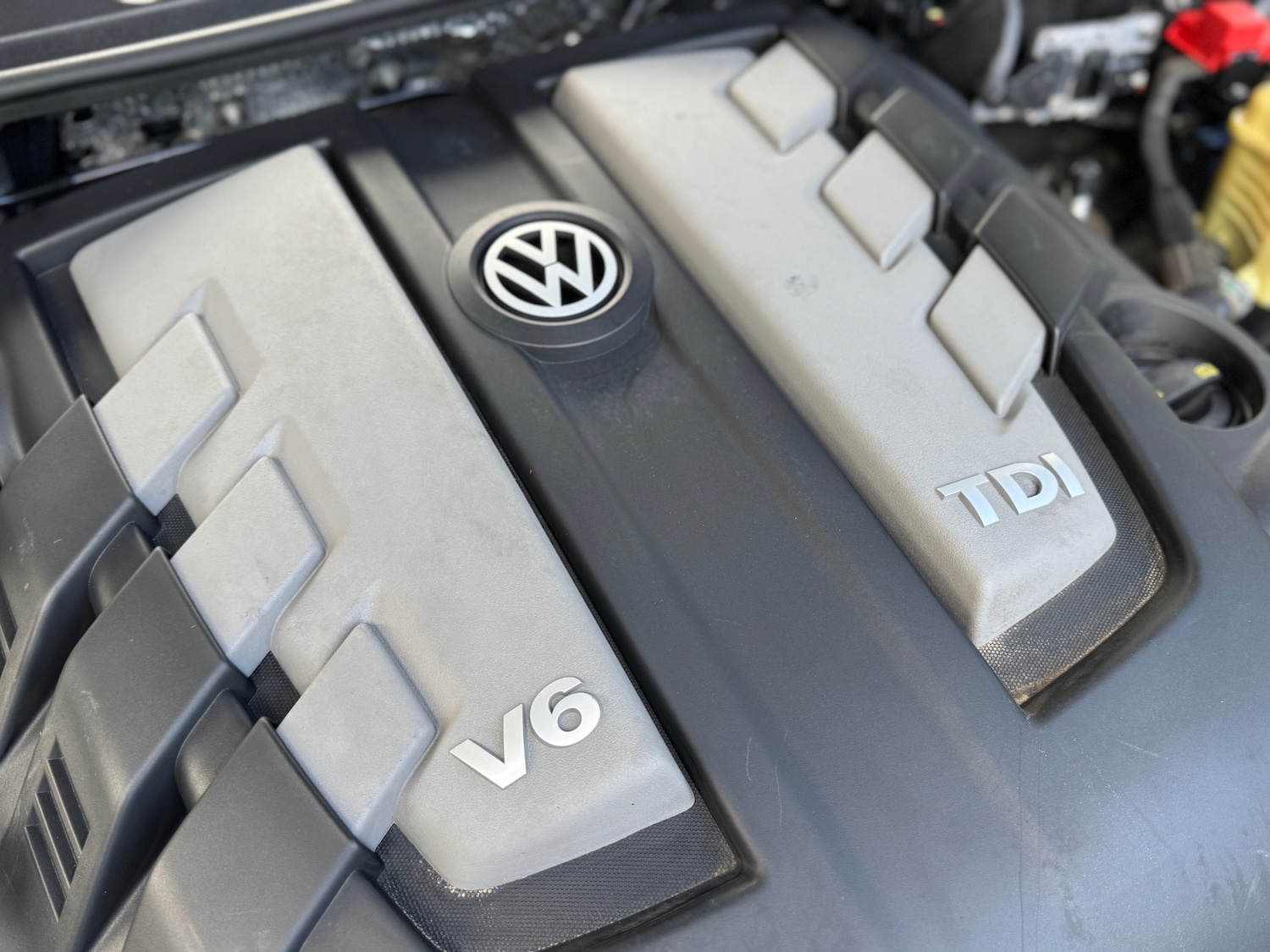 Used Volkswagen Touareg 2015 for sale - 76507436: Photo 26