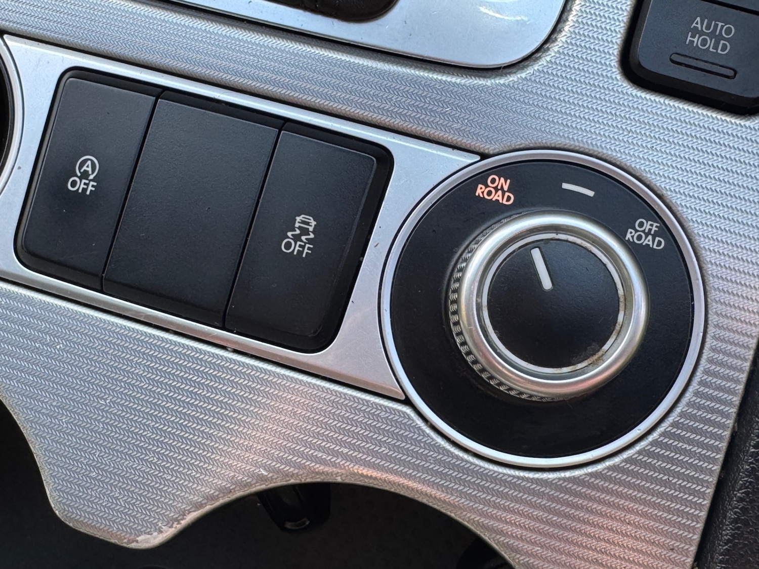 Used Volkswagen Touareg 2015 for sale - 76507436: Photo 32