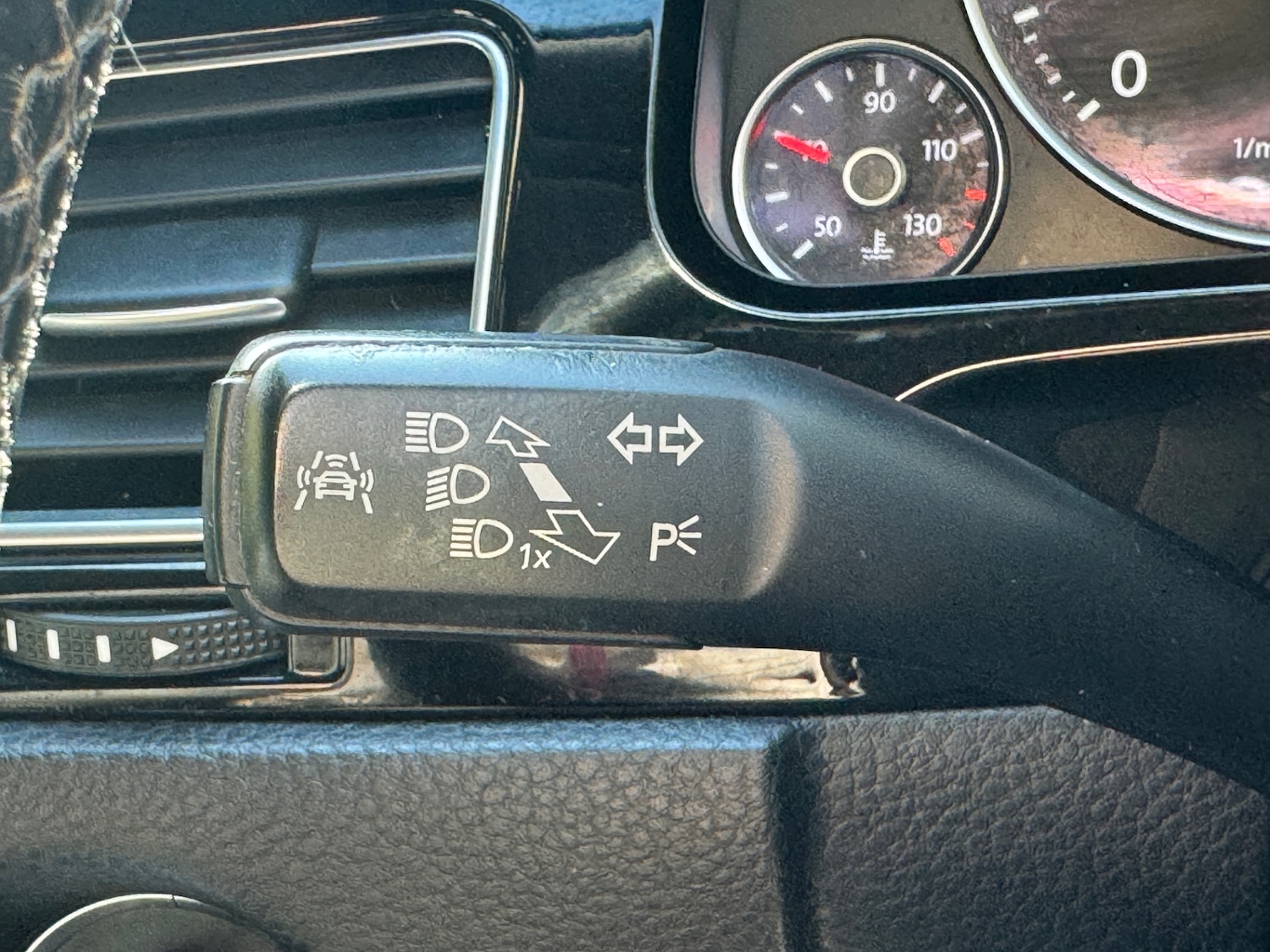 Used Volkswagen Touareg 2015 for sale - 76507436: Photo 35