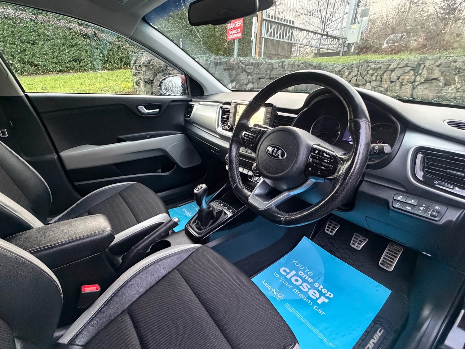 Used Kia Stonic 2018 for sale - 77653866: Photo 12