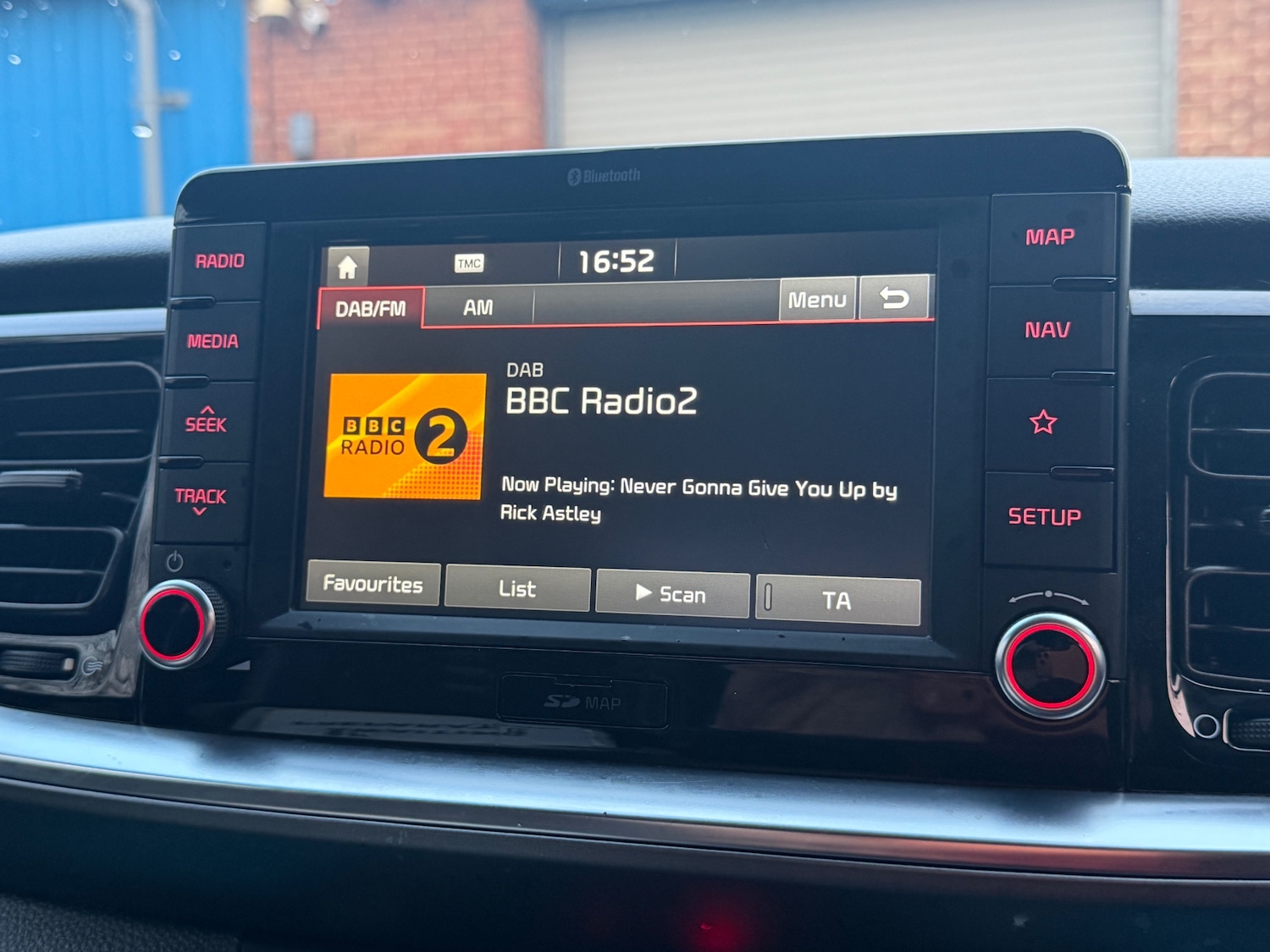 Used Kia Stonic 2018 for sale - 77653866: Photo 30