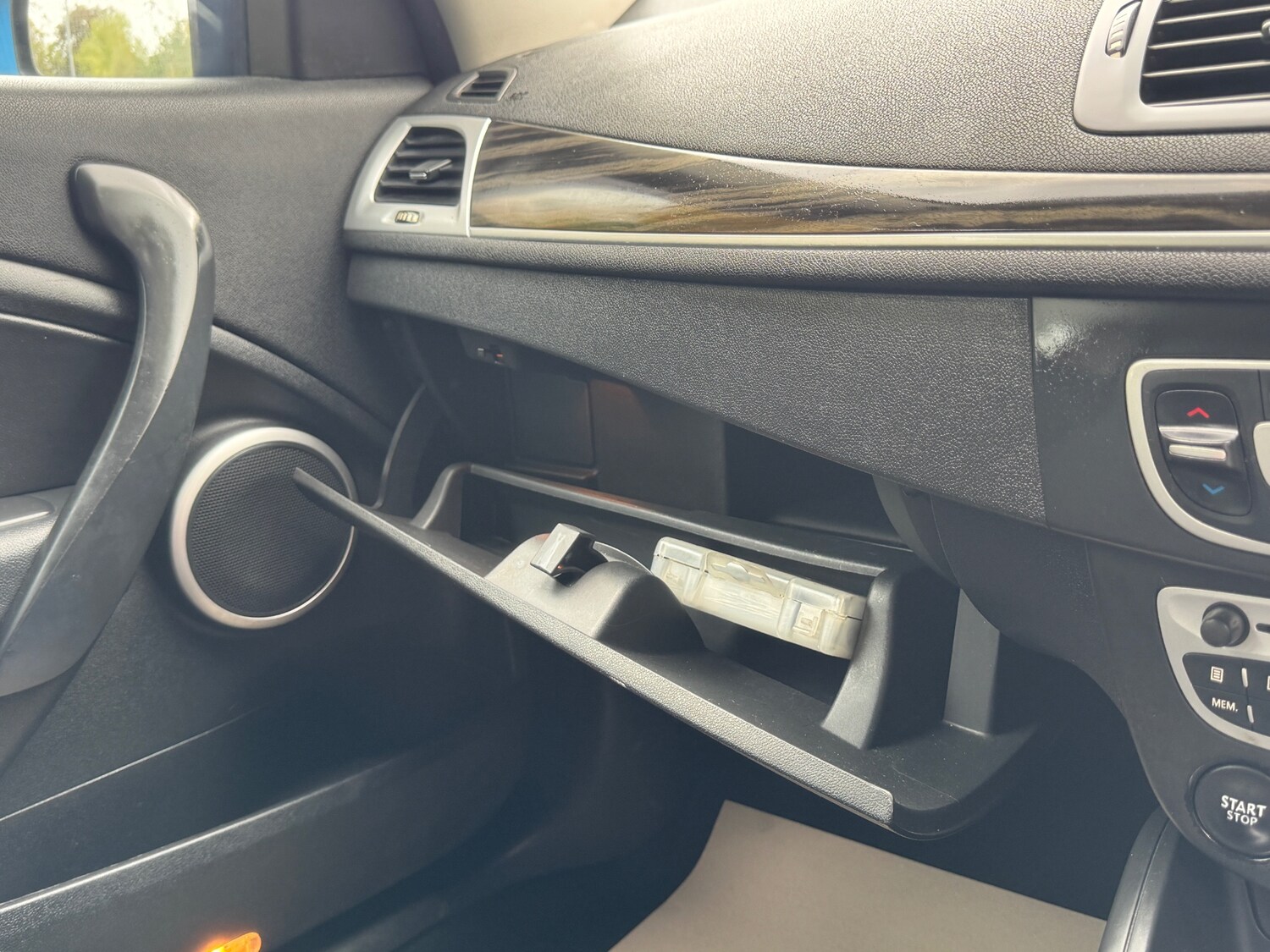 Used Renault Megane 2009 for sale - 76233304: Photo 37