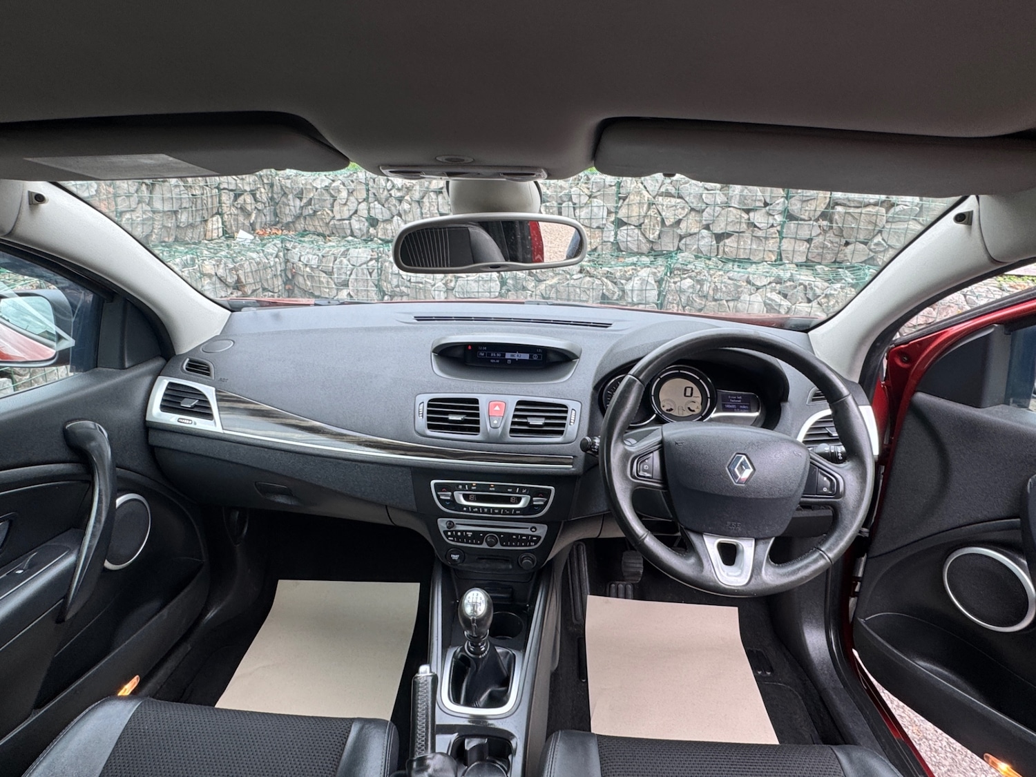 Used Renault Megane 2009 for sale - 76233304: Photo 4