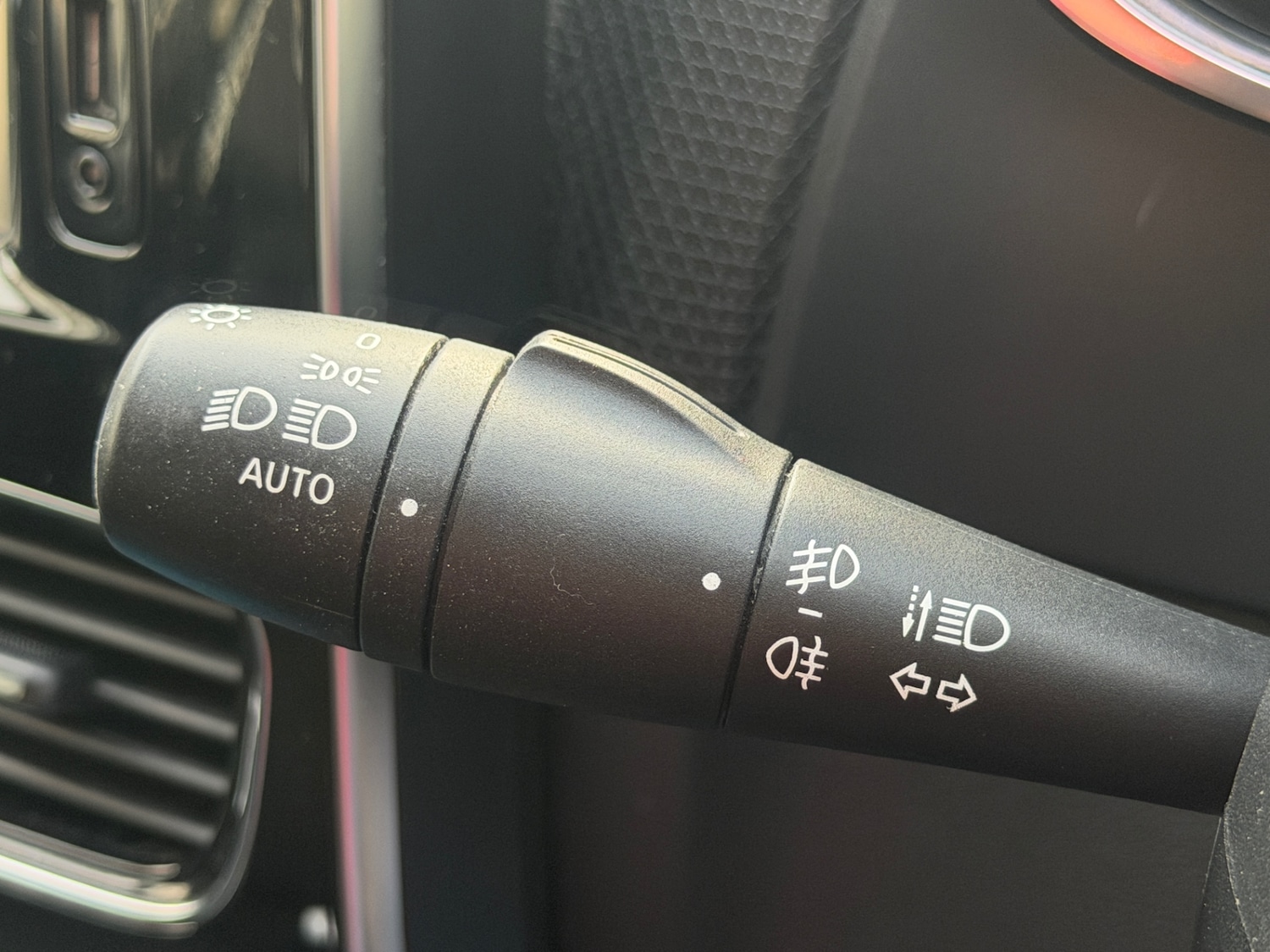 Used Renault Clio 2016 for sale - 77158730: Photo 35