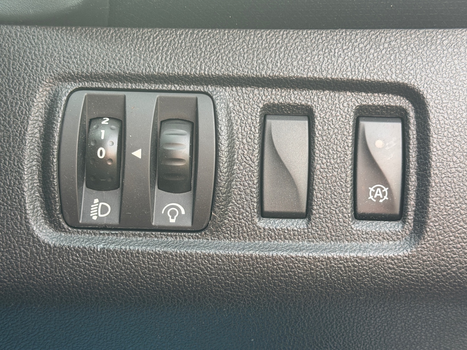 Used Renault Clio 2016 for sale - 77158730: Photo 38