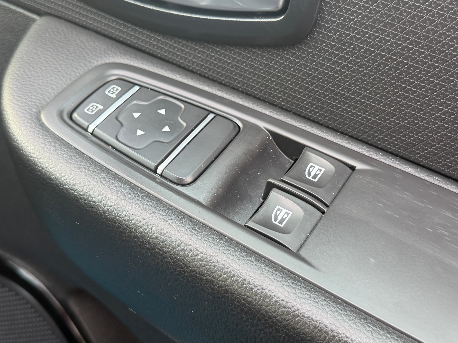 Used Renault Clio 2016 for sale - 77158730: Photo 39