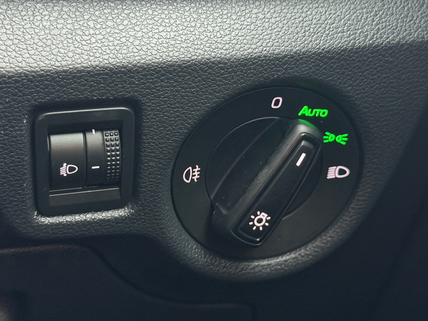 Used Skoda Kamiq 2020 for sale - 77385523: Photo 36