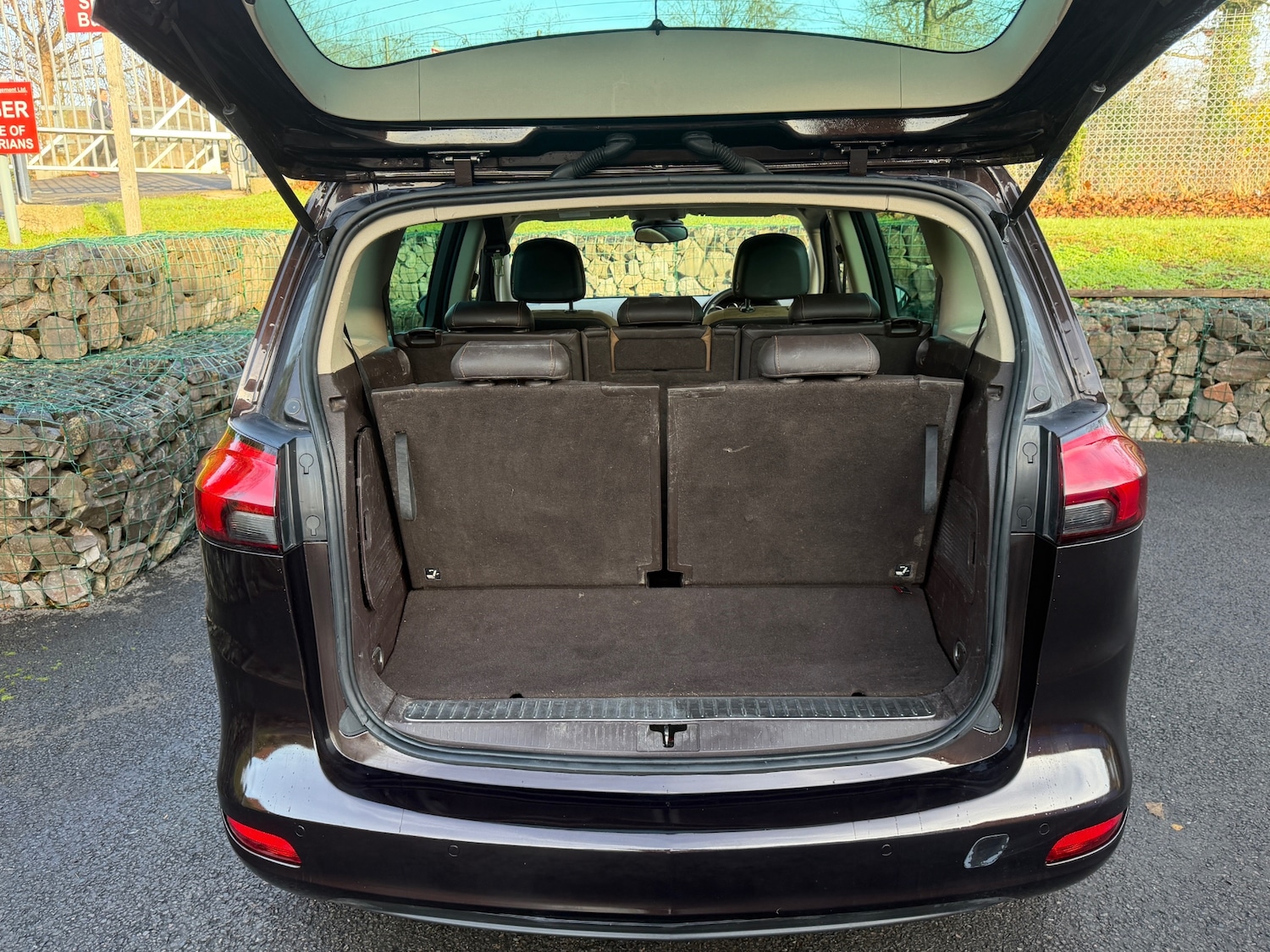 Used Vauxhall Zafira Tourer 2015 for sale - 76949419: Photo 17